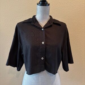 All Things Golden linen crop shirt Size M